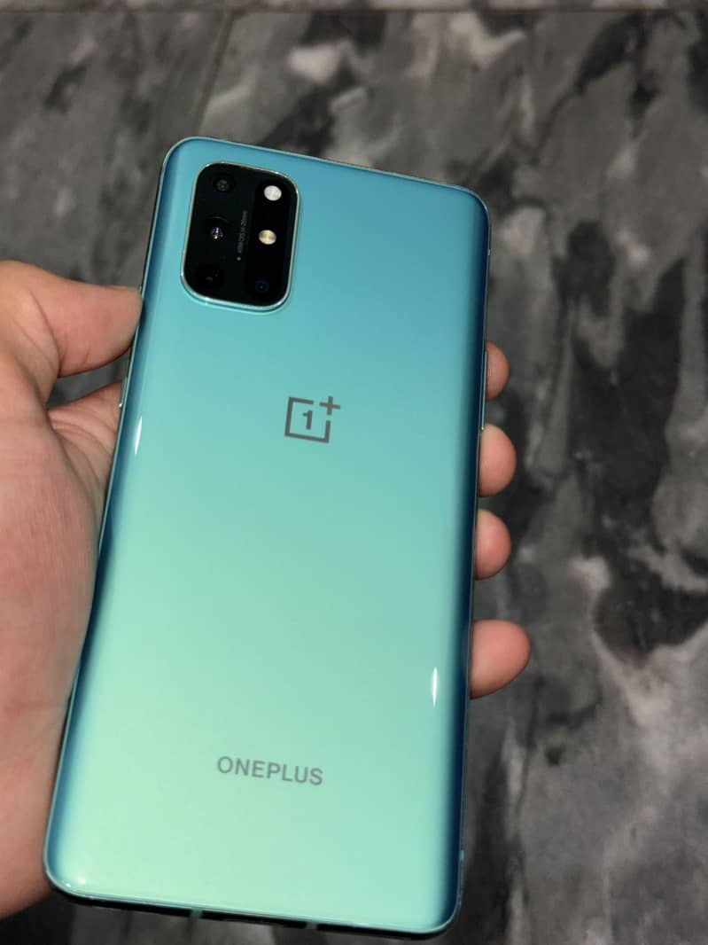 One Plus 8T 0