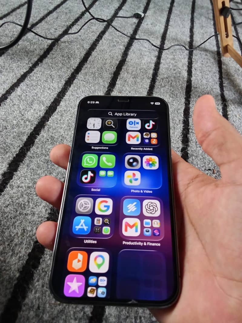 Apple iPhone 12 Pro 1