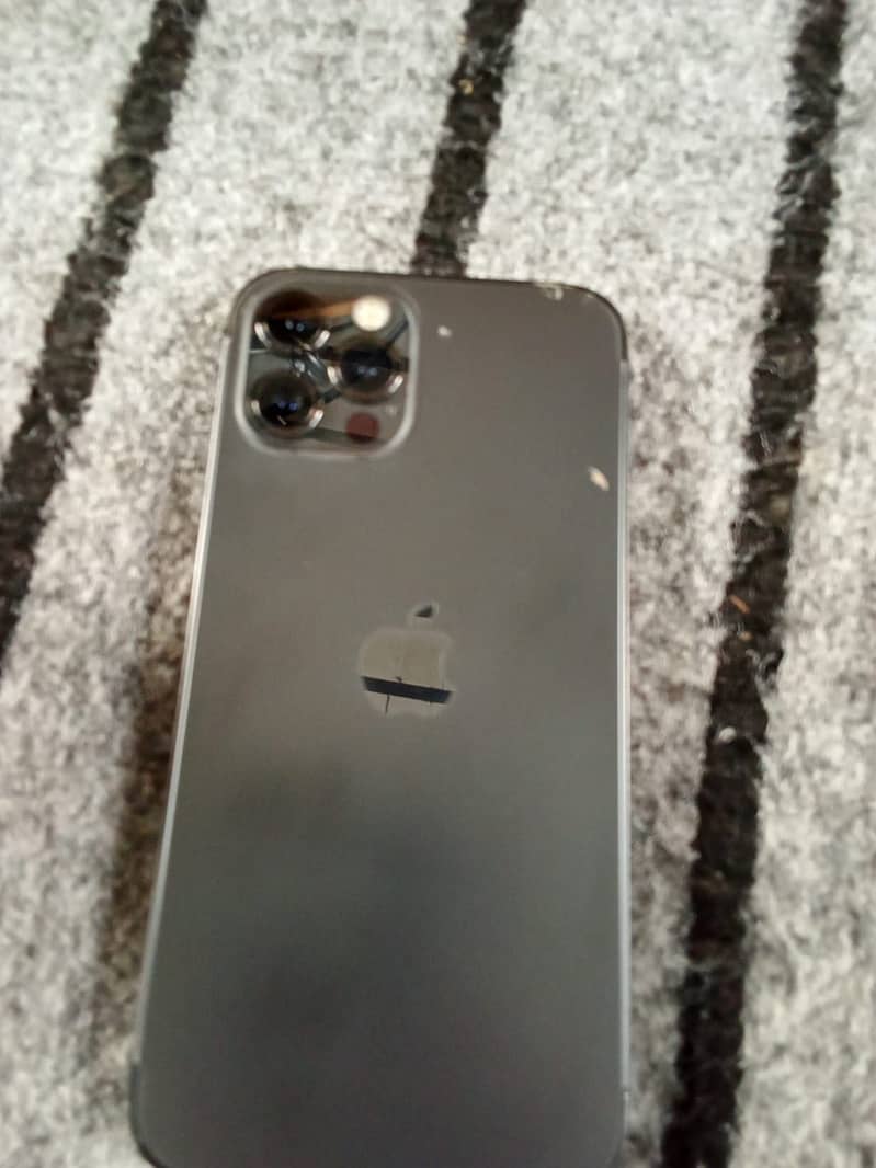 Apple iPhone 12 Pro 2