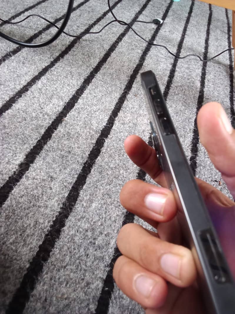Apple iPhone 12 Pro 6