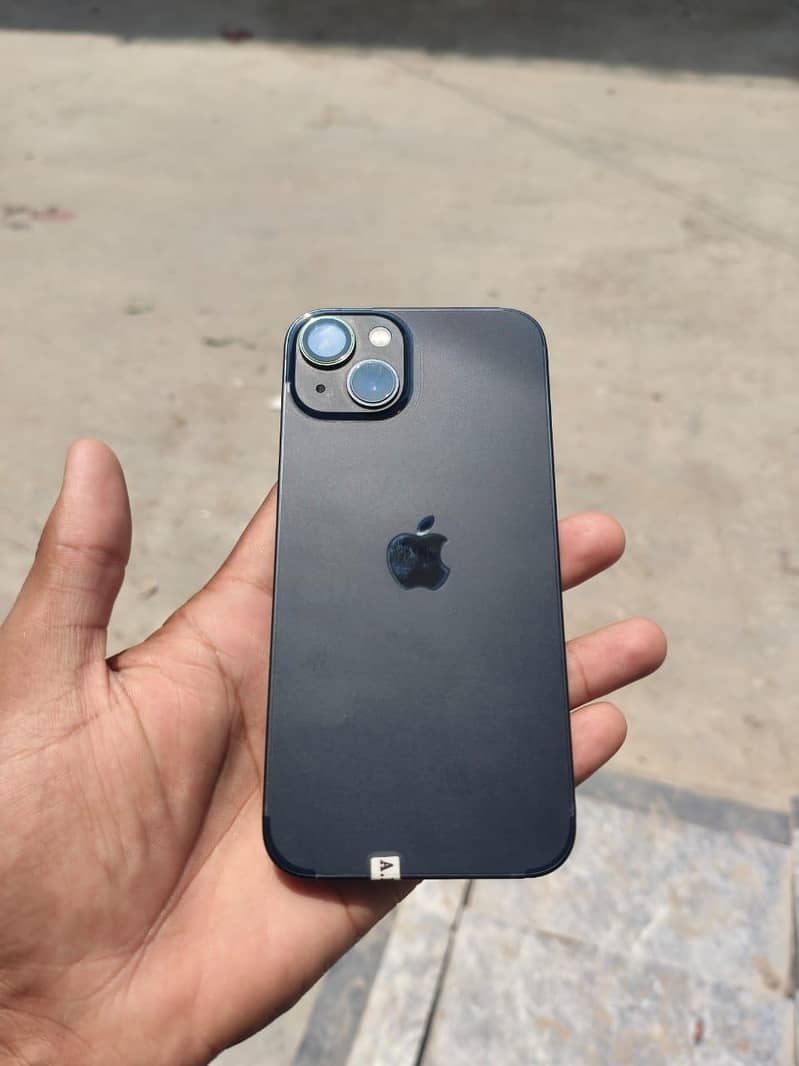 Apple iPhone 13 0