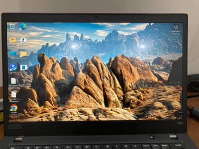 Lenovo Thinkpad T495 AMD Ryzen 7 Pro 3700U with 2 gb graphic card