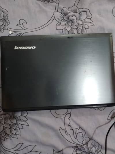 Lenovo laptop v570