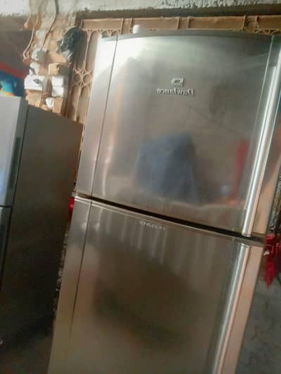 Dowlance Fridge