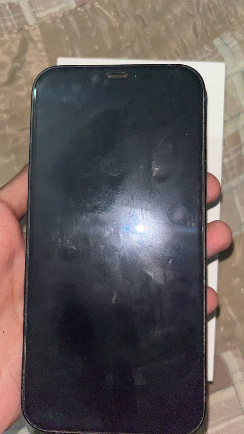 Apple iPhone 12 2
