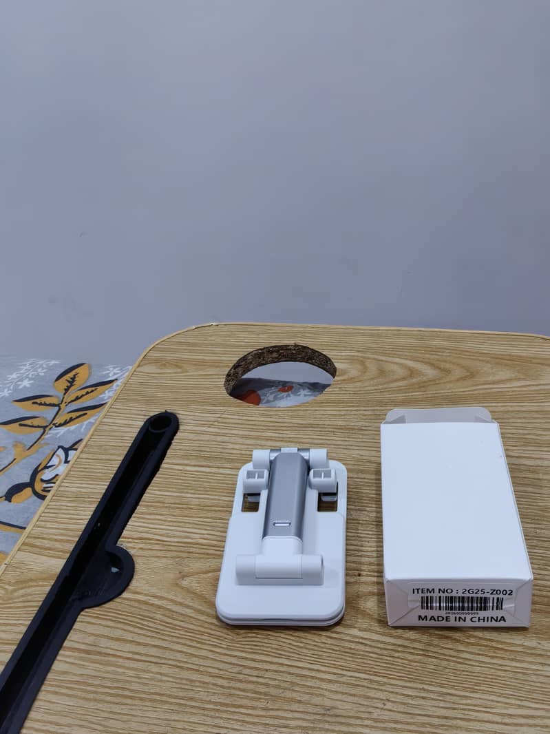 MOBILE STAND 0
