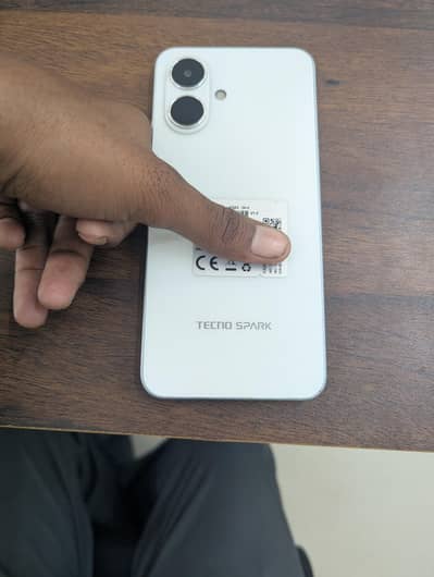 Tecno Spark Go 2