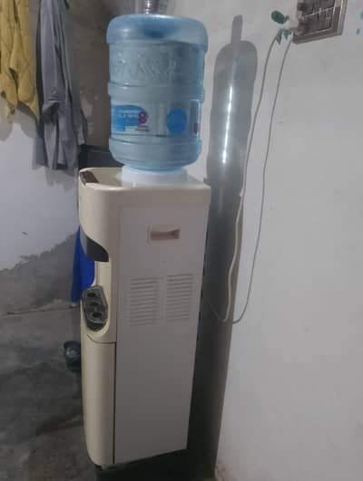 ہیڈنگ: Orient واٹر ڈسپنسر (Hot & Cold) اچھی کنڈیشن میں برائے فروخت