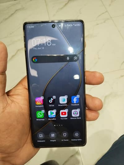 Tecno Spark 20 Pro Plus 8/256