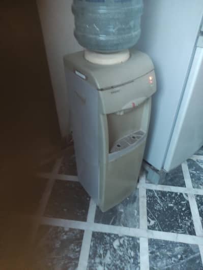 Water Dispenser