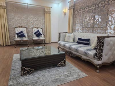 SEVEN SEATERS SOFA WITH CENTER TABLE