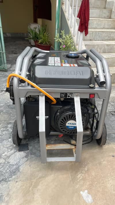 Hyundai  6.5KW generator (HGS 7250)