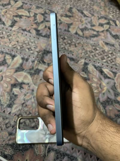 Vivo Y17s