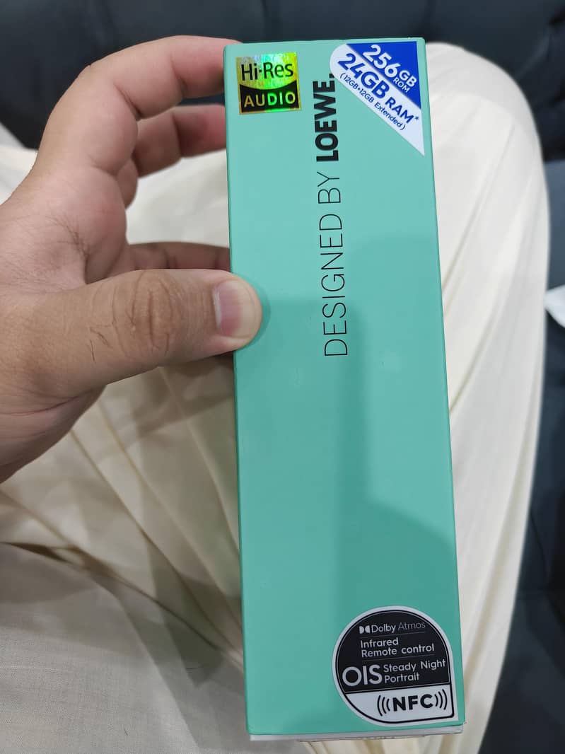 Tecno CAMON 30 11