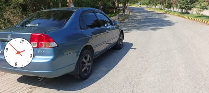 Honda Civic EXi 2004