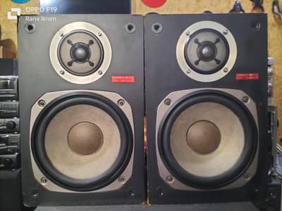 speakers uk lot  Bose jbl denon sony