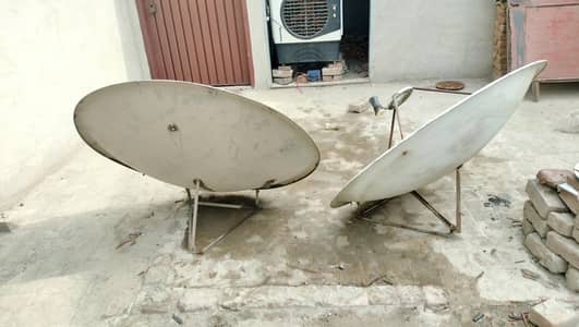 2piece 4ft dish antenna for sale