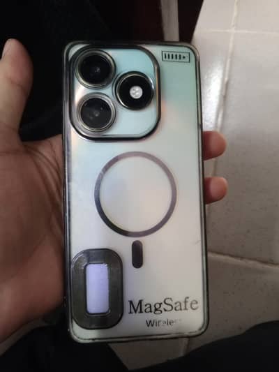 Tecno Spark 20. . . . . . 8+8/256