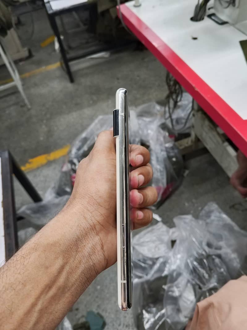 Google Pixel 6 Pro 4