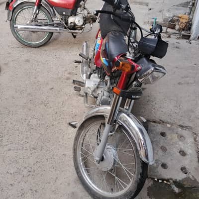 2025 motorcycle sale hai motorcycle is good condition