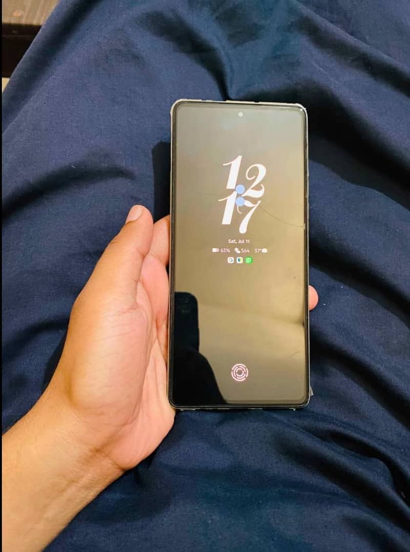 Tecno CAMON 30 1