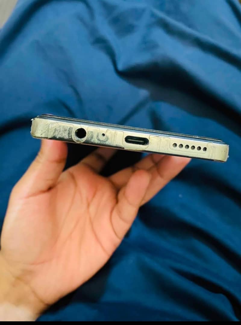 Tecno CAMON 30 4