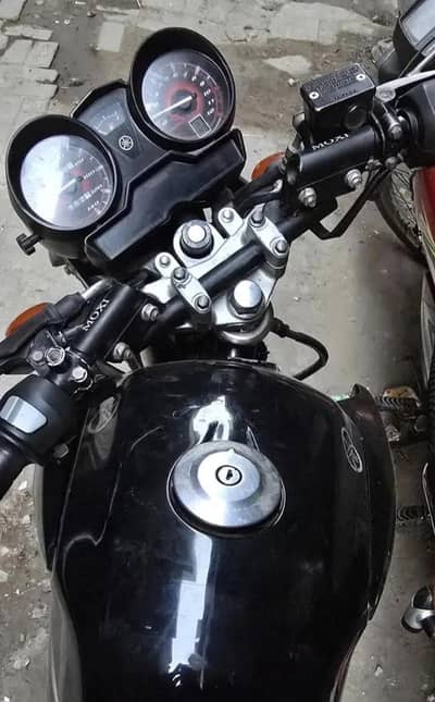 Yamaha YBR G