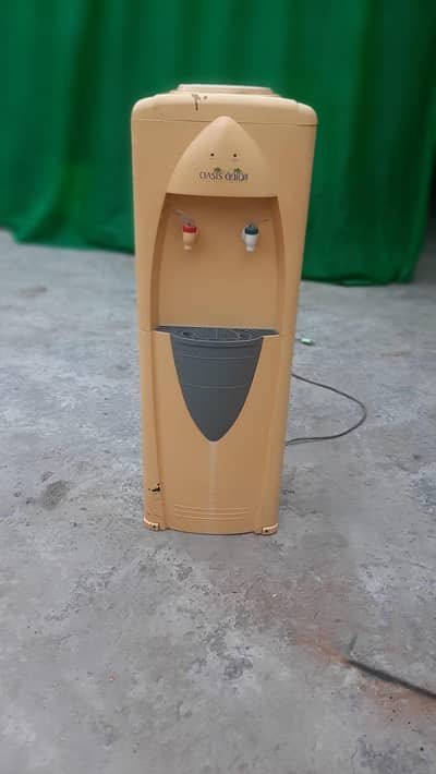 oasis imported dispenser