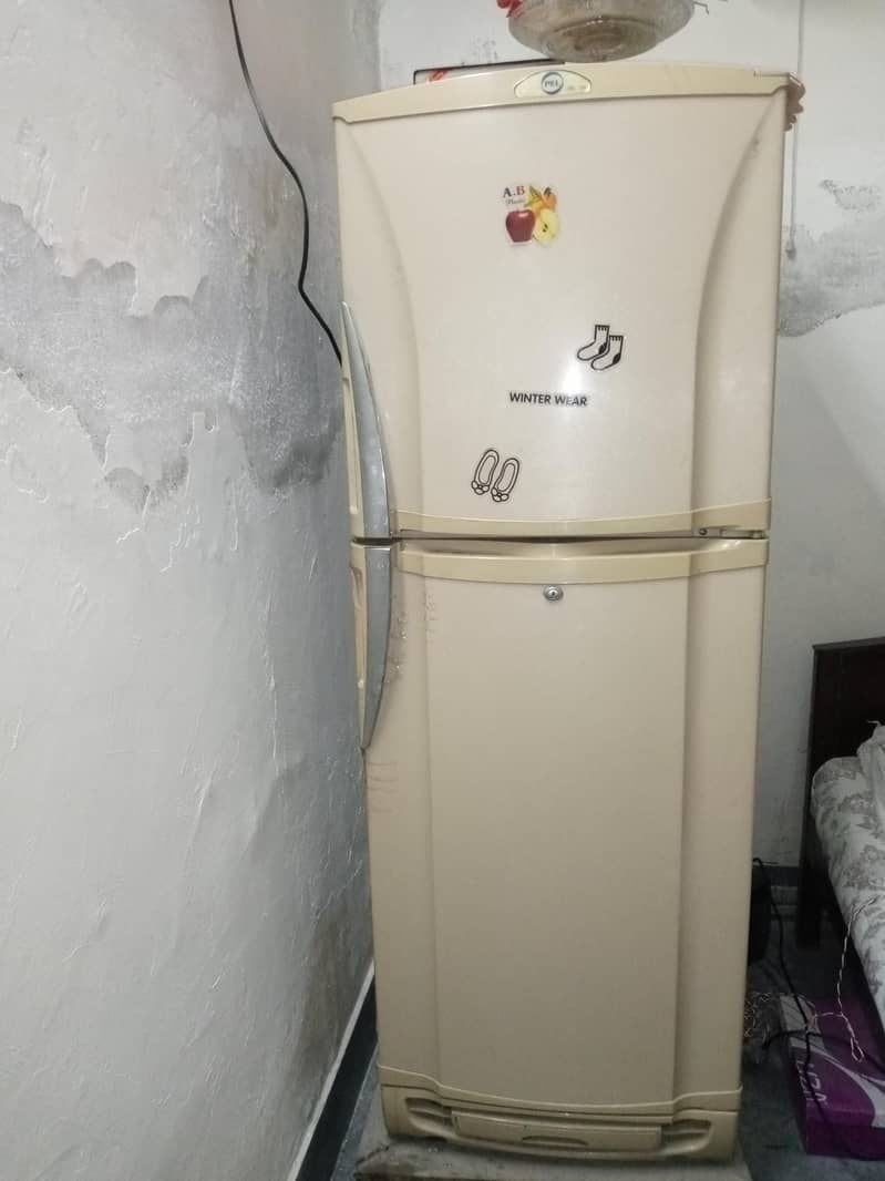 Refrigerator 0