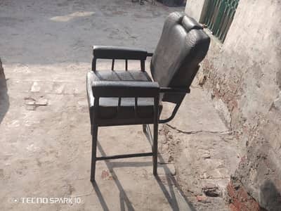 saloon chair for sail