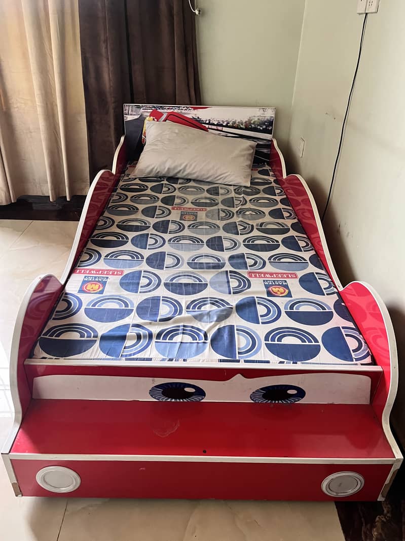 Car Bed 7
