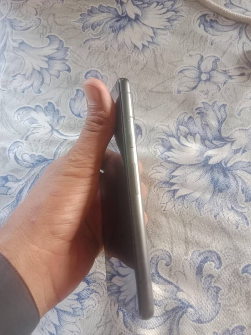 Google pixel 7a 2