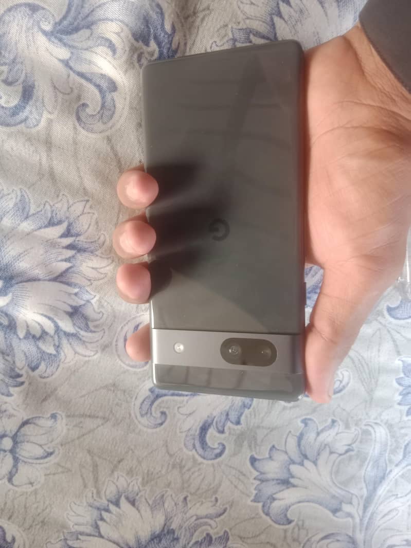 Google pixel 7a 3