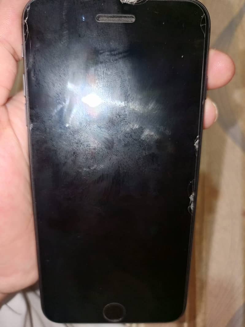 Apple iPhone 8 Plus 2