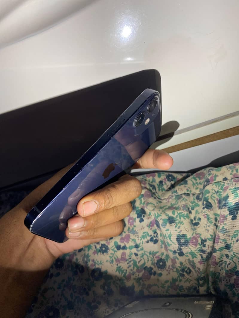 Apple iPhone 12 mini 5