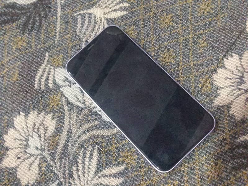 Apple iPhone 12 2