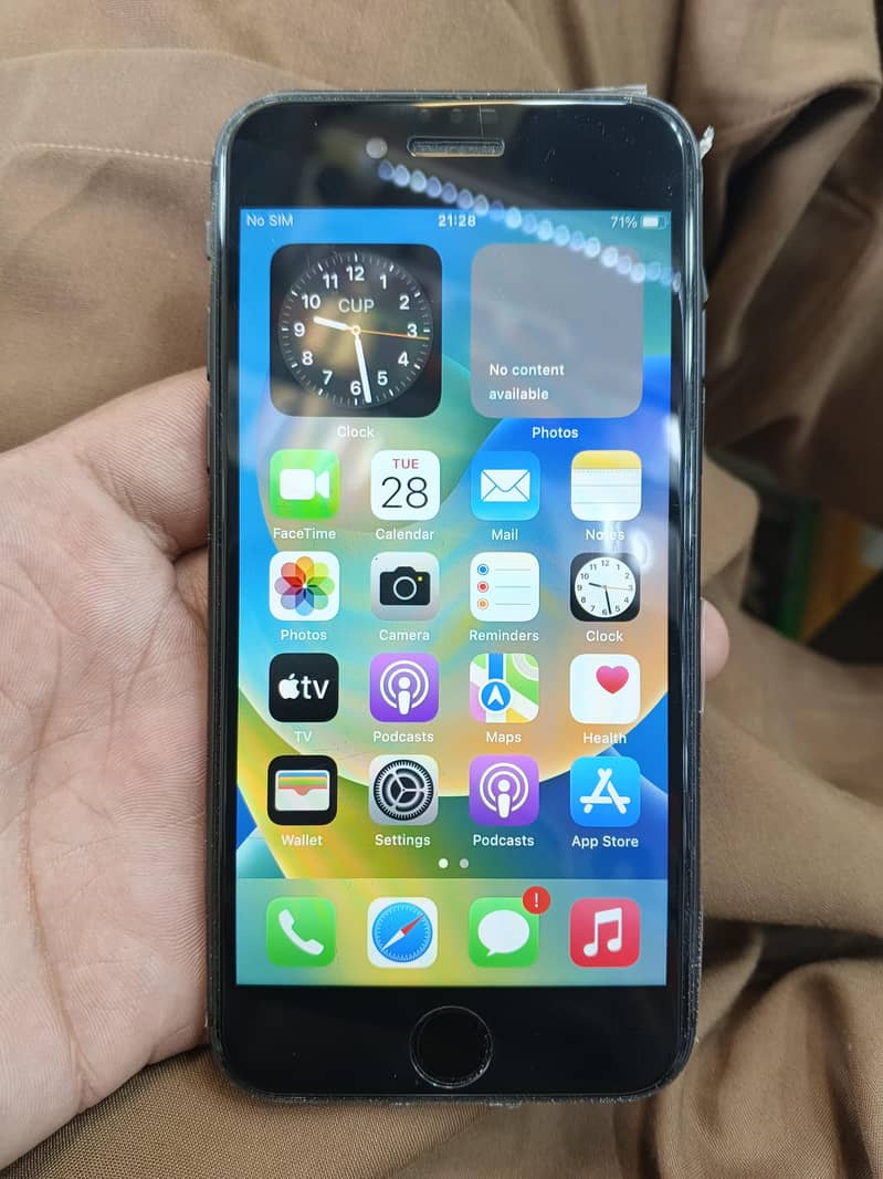 Apple iPhone 8 4