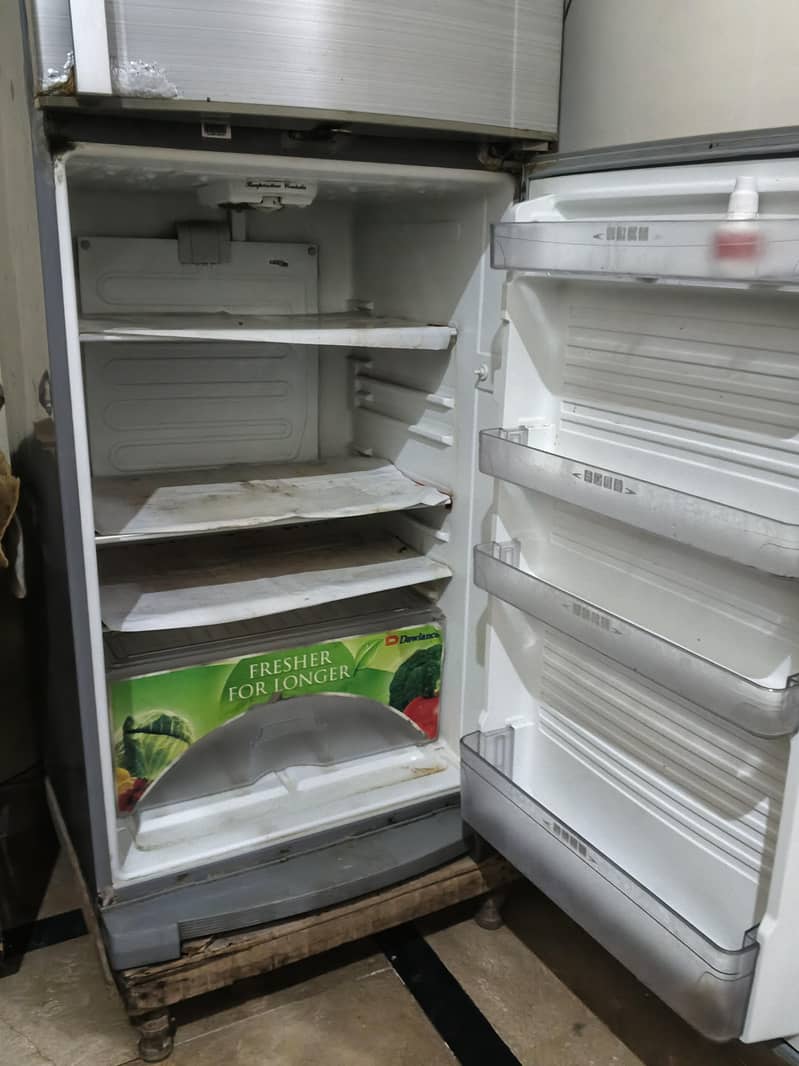 Refrigerator 1