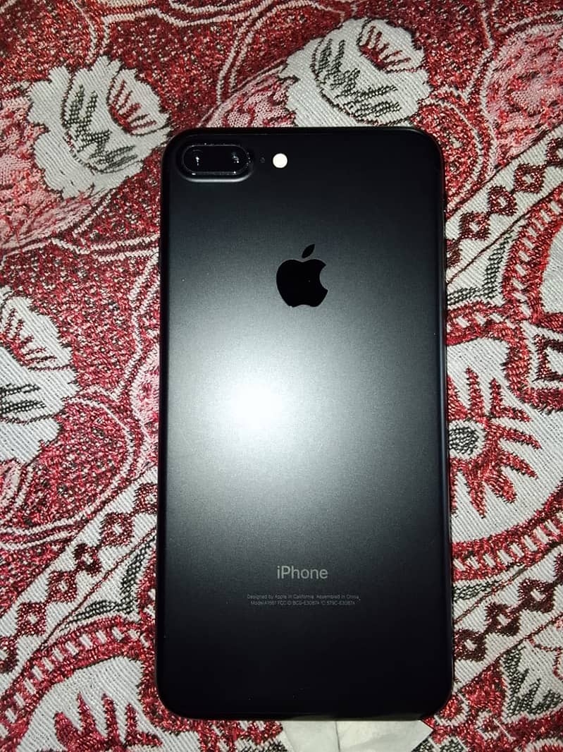 Apple iPhone 7 Plus 7