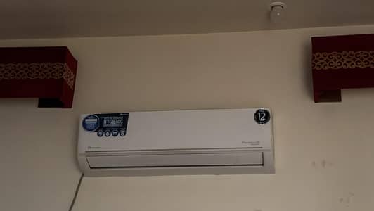 Dawlance Elegance+ UV Inverter 30 split air conditioner.