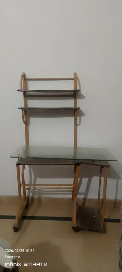 studay table