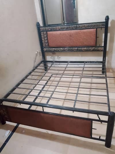 Iron bed for sell