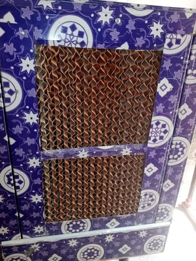Lahori Colar