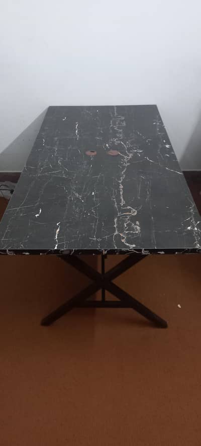 Executive table