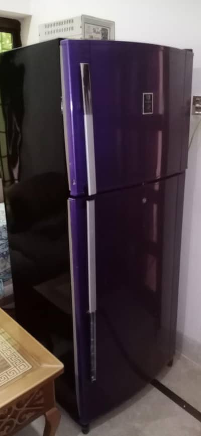 Ful Jumbo size Dawlance fridge