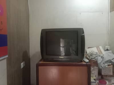 uese abiel tv good condition