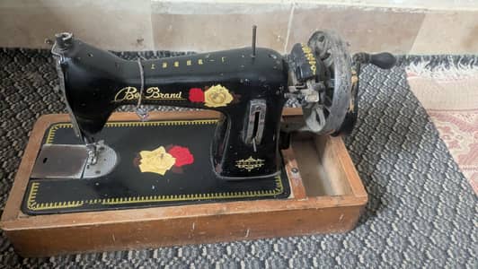 Bee brand Silai Machine