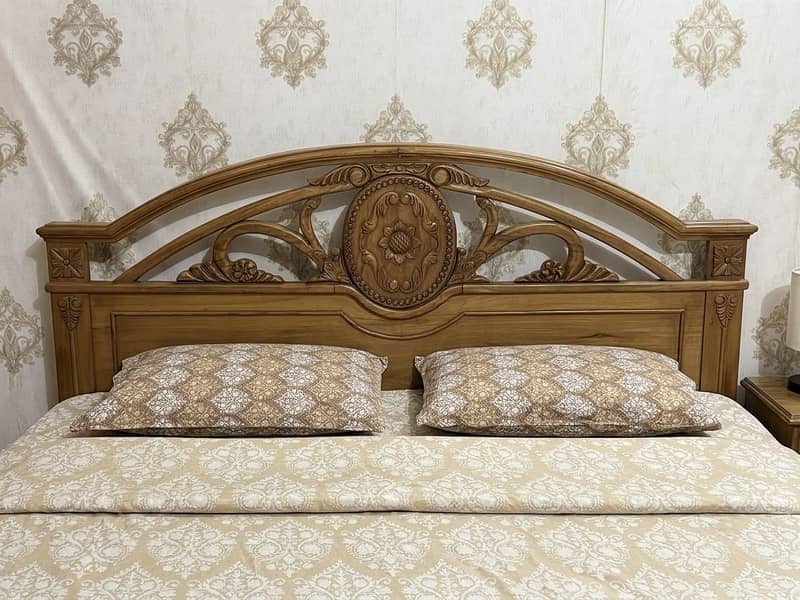 King size (Double bed) 1