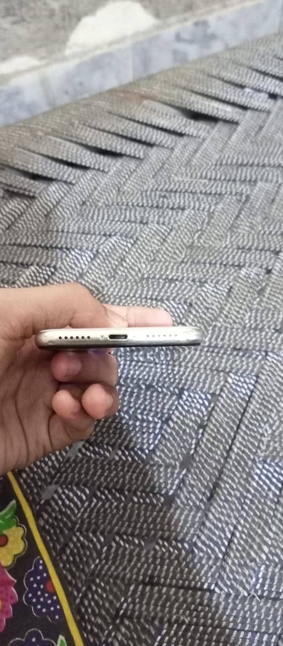 Apple iPhone X 1