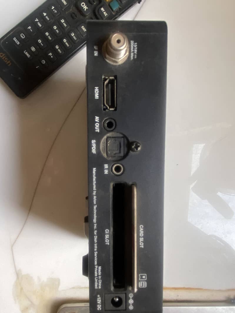 Dish receiver with remote control 1